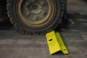 Industrial Lift Truck Rack Protector Bumper